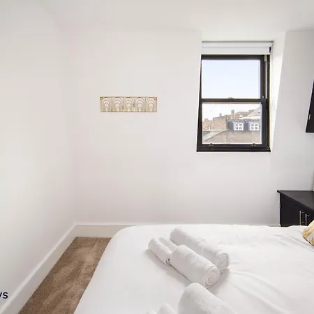 10 Mins Walk To The Oval, The Kennington Retreat Apartment London Exterior photo